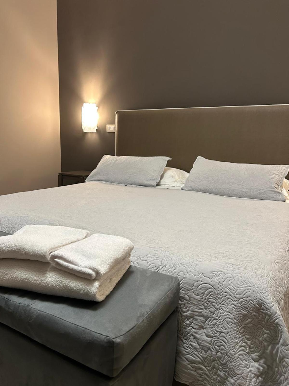 Saint Joseph Hotell Salerno Exteriör bild