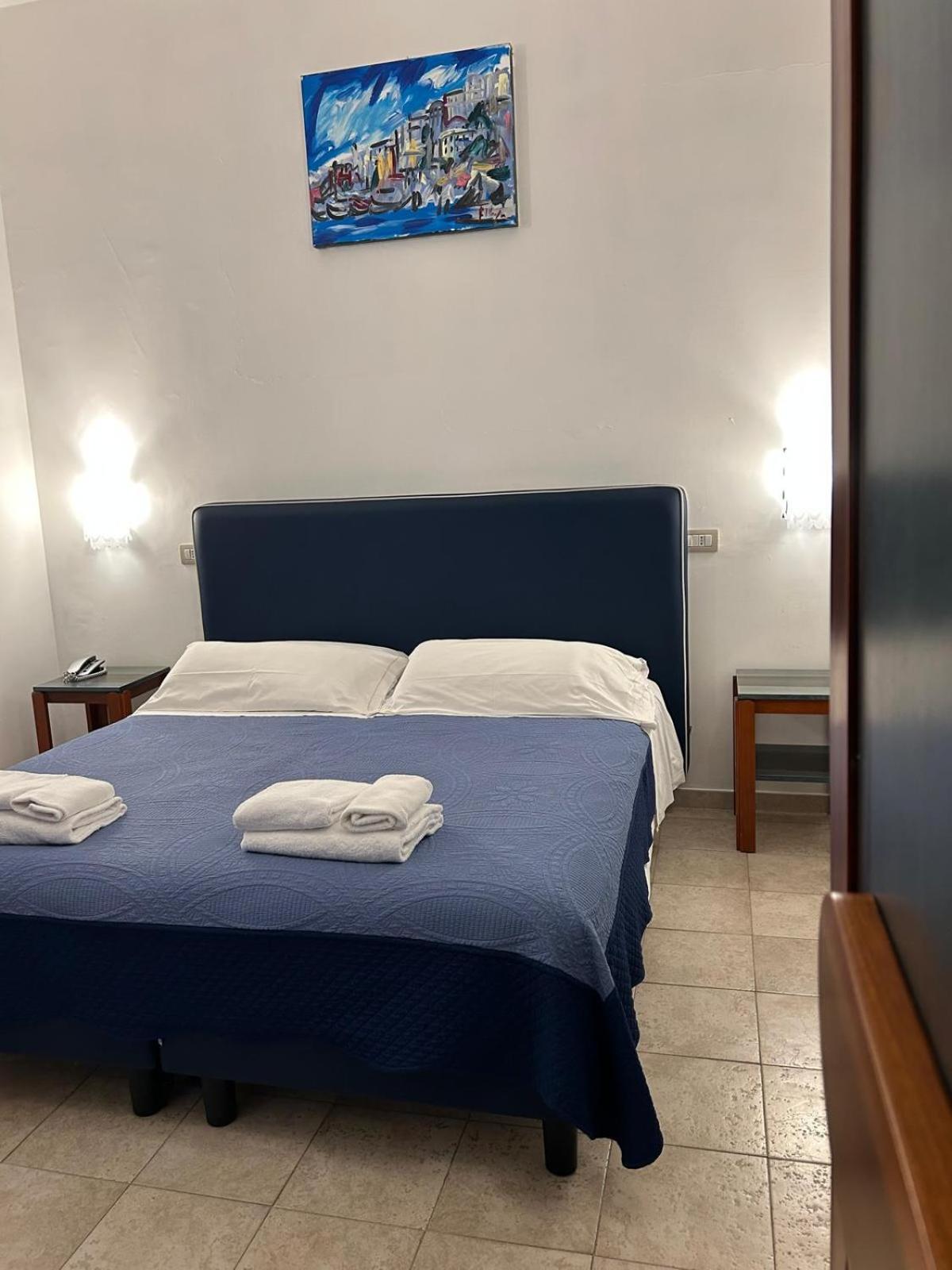 Saint Joseph Hotell Salerno Exteriör bild